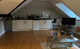 The Pheasantry - Guest House In Beautiful Rural Location